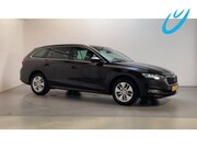 Skoda Octavia - Combi 1.0 e-TSI DSG Business Edition Navigatie Parkeersensor