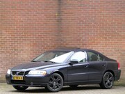Volvo S60 - 2.4 Drivers Edition Schuifdak / Xenon / Trekhaak
