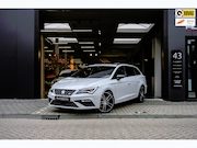 Seat Leon - ST 2.0 TSI CUPRA 300 4DRIVE Panoramadak |Camera|Lane-Assist|