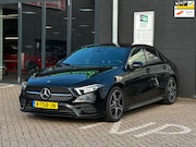 Mercedes-Benz A-klasse - 180 Business Solution AMG/CAMERA/SFEERVERLICHTING/NL-AUTO NA