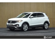 Volkswagen T-Cross - 1.0 TSI Life | Trekhaak | Adaptive-cruise | Parkeersensoren 