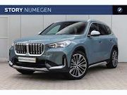 BMW iX1 - eDrive20 xLine / Sportstoelen / Comfort Access / A