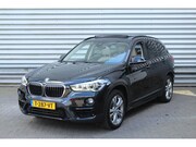 BMW X1 - SDrive18i 140pk High Executive AUTOMAAT Panoramadak