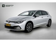 Volkswagen Golf - 1.5 eTSI R-Line Business+(Goed OnderH, Stoelmassage, StoelV,