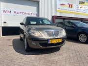 Lancia Ypsilon - 1.4-16V Platino AIRCO