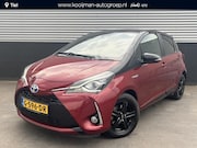 Toyota Yaris - 1.5 Hybrid Bi-Tone Navigatie, Achteruitrijcamera, Privacy gl