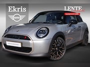 MINI Cooper S - 3-deurs | Favoured Trim + Pakket M / Panoramadak / Head-Up D