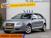 Audi A3 - 1.6 FSI Ambiente Pro Line CarPlay Bluetooth Climate Cruise