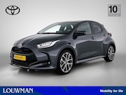 Toyota Yaris - 1.5 Hybrid 130 Executive | Parkeersensoren V+A | Stuur-Stoel