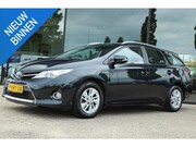 Toyota Auris - 1.8 HYBRID ASPIRATION | NAVI | CAMERA | TREKHAAK | CLIMATE