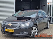 Chevrolet Cruze - 1.8 LTZ NAVI|PARKEERSENS|CRUISE|TREKHAAK