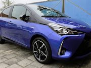 Toyota Yaris - 1.5 Hybrid Bi-Tone Navigatiesysteem, Keyless entry + starten