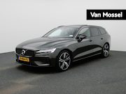 Volvo V60 - 2.0 T8 Recharge AWD R-Design VERWACHT !! | PANORAMADAK | MEM