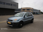 Ford Fusion - 1.4-16V Futura APK 06-07-2027 NAP Airco