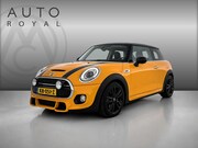 MINI Cooper S - 3-Deurs 2.0 Chili Serious Business JOHN COOPER WORKS |HARMAN