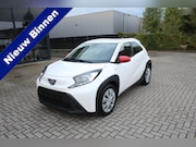 Toyota Aygo X - 1.0 VVT-i S-CVT Play Clima-Adapt. Cruise-Carplay-Camera