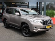Toyota Land Cruiser - 2.8 D-4D 5DRS COMFORT A/T VAN