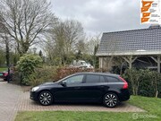 Volvo V60 - 1.6 T3 R-Design