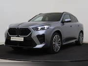 BMW X2 - sDrive20i M Sport Automaat / Trekhaak / Panoramadak / Comfor