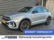 Volkswagen T-Roc - 1.5 TSI 150pk DSG R-Line Black Style Trekhaak IQ.Light Virtu