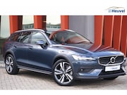Volvo V60 Cross Country - B5 AWD Ultimate | Stoelverwarming | Trekhaak | Panoramadak |