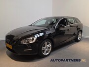 Volvo V60 - 2.4 D5 Twin Engine Momentum - Stoelverwarming - Navi