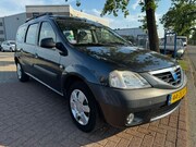 Dacia Logan Mcv - 1.6-16V Lauréate 7persoons Airco APK 02-2027