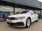 Volkswagen Passat - 1.4 TSI PHEV GTE Bus Ecc Navi Led Camera Trekhaak 2020