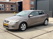 Kia ProCeed - Pro_cee'd 1.4 CVVT X-ecutive Cruise Clima 16'' NAP
