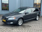 Volvo V70 - 2.0 D4 Automaat -Standkachel - Schuifdak - Stoelverwarming -