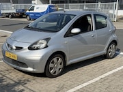 Toyota Aygo - 1.0 Benzine 5 Deurs New APK