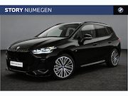 BMW 2-serie Active Tourer - 230e xDrive M Sport Automaat / Trekhaak / Panoramadak / Spor
