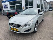 Volvo V60 - 1.6 T4 Momentum