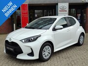 Toyota Yaris - 1.5 Hybrid NIEUW VOORRAADVOORDEEL NU €23.900! NORMAAL €27.19