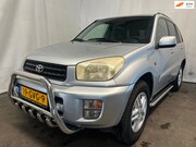 Toyota RAV4 - 1.8-16V VVT-i Luna SCHADEAUTO
