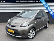 Toyota Aygo - 1.0 VVT-i Comfort Airco / LM velgen / Keurige zuinige auto