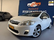 Toyota Auris - 1.8 Full Hybrid Executive Automaat / bj.2011 / parelmoer wit