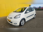 Toyota Aygo - Zuinige 5 drs AYGO Comfort / NL AUTO / NAP / APK 06-2027