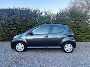 Toyota Aygo - 1.0-12V Cool AIRCO, VOLL.HIST. Lage KM stand