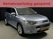 Mitsubishi Outlander - 2.0 PHEV Executive Edition *Hybride Automaat*Navi*AC*Heatsea