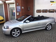 Opel Astra - 2.2-16V