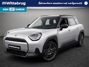 MINI Aceman - E Essential XS 42.5 kWh | Mooie 18 inch Velgen | Camera | Na