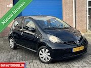 Toyota Aygo - 1.0-12V Plus 187.392 KM NAP 5DEURS 2e eigenaar Dealer onderh