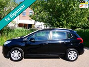 Peugeot 2008 - 1.2 VTi 1e eigenaar Airco Cruise Trekhaak 1100kg. Historie H