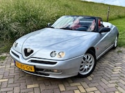 Alfa Romeo Spider - 2.0-16V T.Spark L RedStyle