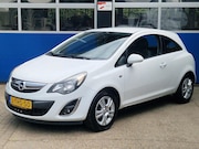 Opel Corsa - 1.2-16V Berlin / Airco / Cruise control / Stoelverwarming /