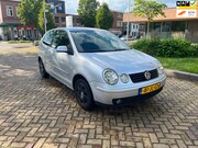 Volkswagen Polo - 1.4-16V Highline AIRCO