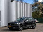 Volvo XC40 - B4 Inscription | 2.0 viercilinder | Trekhaak | ACC | Dealerh