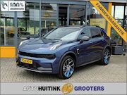 Lynk & Co 01 - 1.5 PHEV Hybrid 261 pk - schuif/kanteldak - Zwarte hemel - N