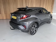 Toyota C-HR - 2.0 Hybrid Dynamic Trekhaak | Camera | Stoelverwarming